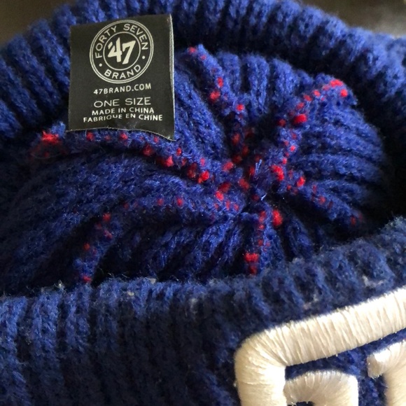 NY Giants Winter Hat - Picture 2 of 2